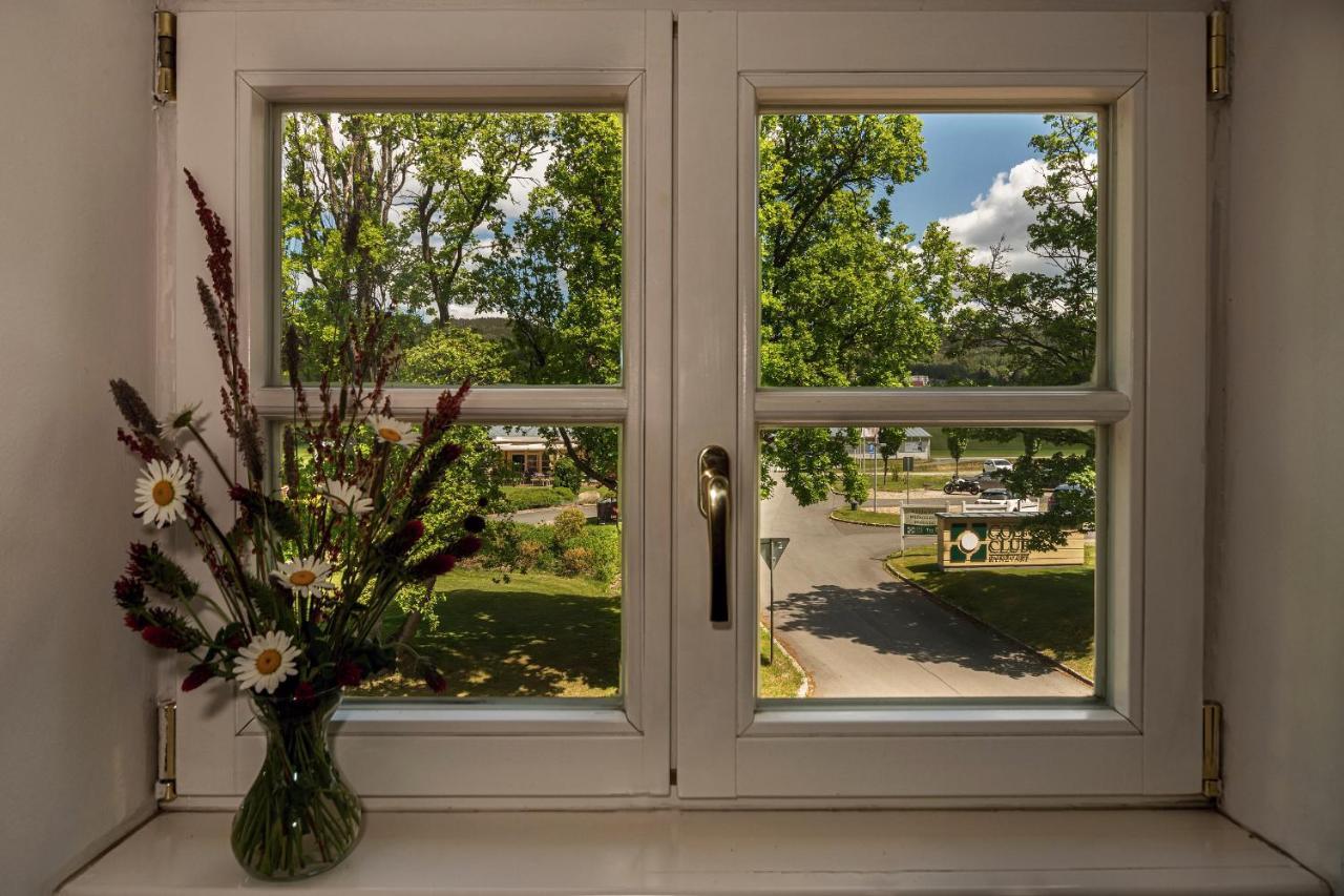 Zamecky Hotel Metternich Velka Hledsebe 外观 照片