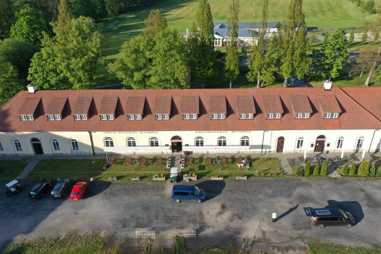 Zamecky Hotel Metternich Velka Hledsebe 外观 照片